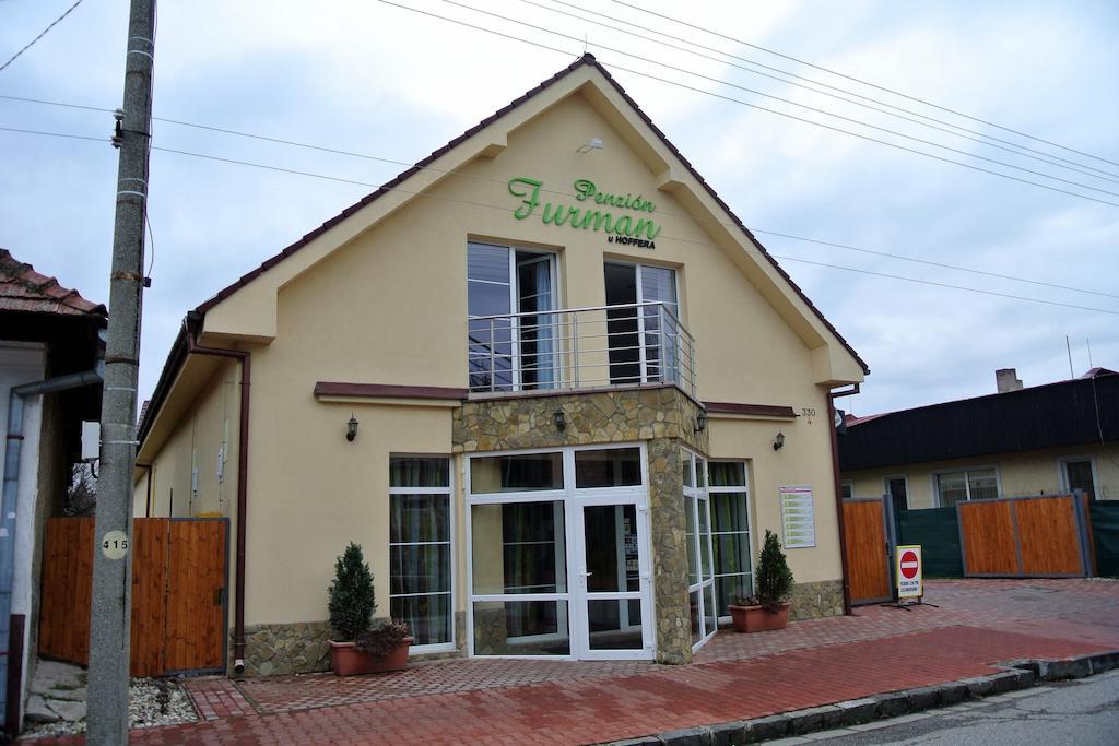 Penzion Furman U Hoffera Vráble Dış mekan fotoğraf